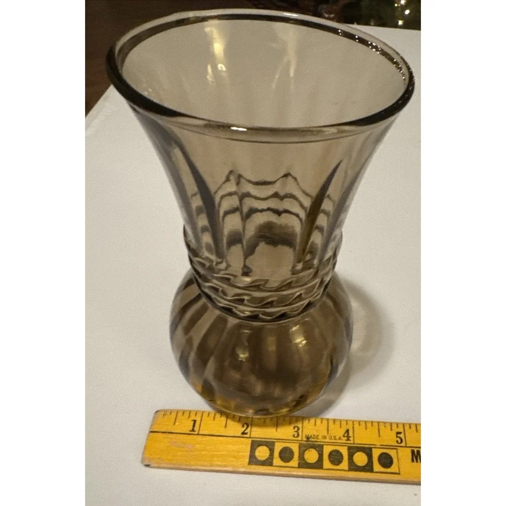 Indiana Glass Smoky Glass Optic Swirl Rope Twist Vase‎ 6.5